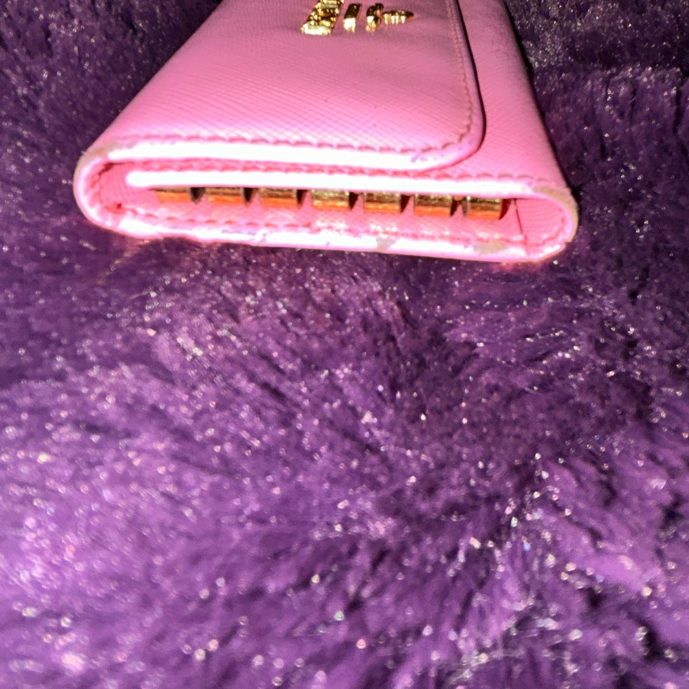 👏🏼SOLD!  Do not purchase!  Prada Pink Safiano Leather Wallet key card holder. - Picture 4 of 11